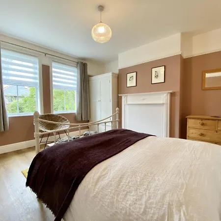 Treaaron Holiday home *